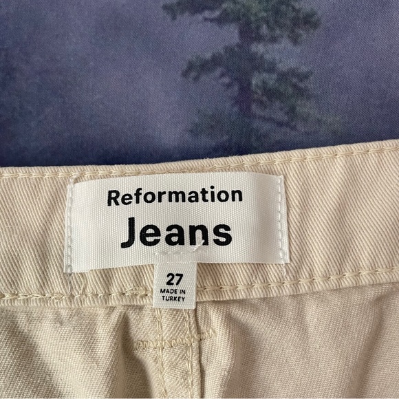 Reformation Jeans - Women’s Pierce Utility Shorts - Picture 5 of 7